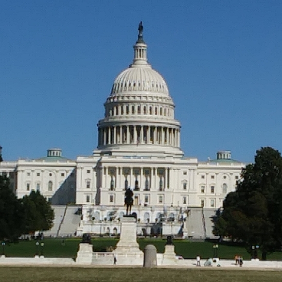 Meet your Posher, Tiffany - Picture 6 of 7